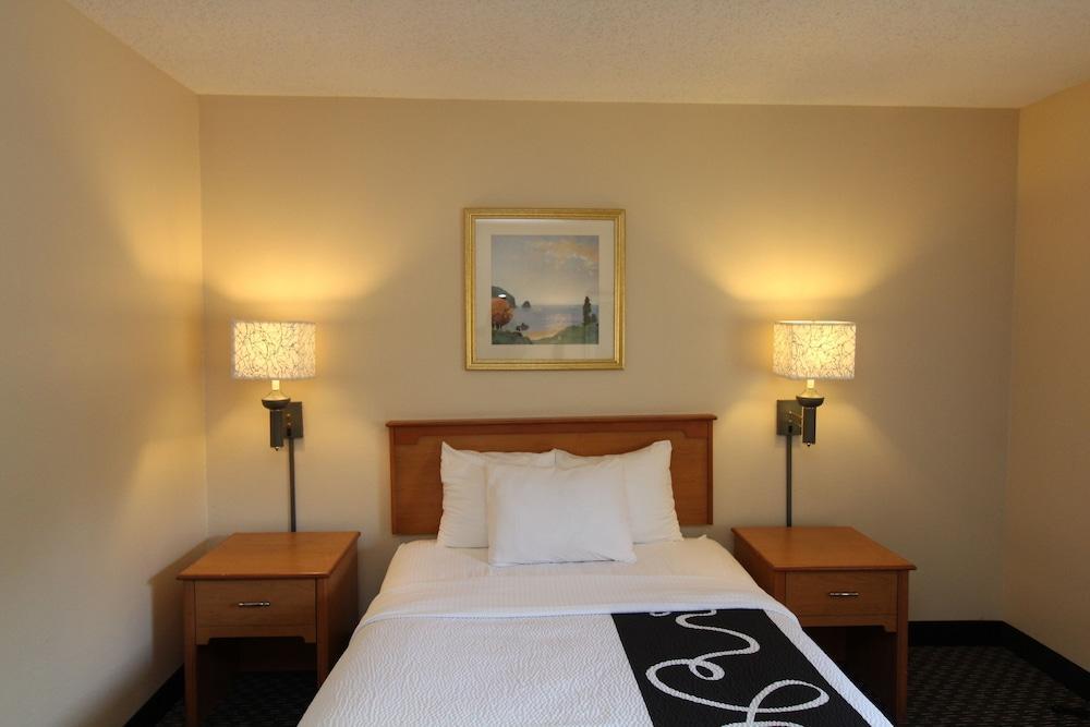 Hotel La Quinta By Wyndham Tampa Fairgrounds - Casino Mango Esterno foto