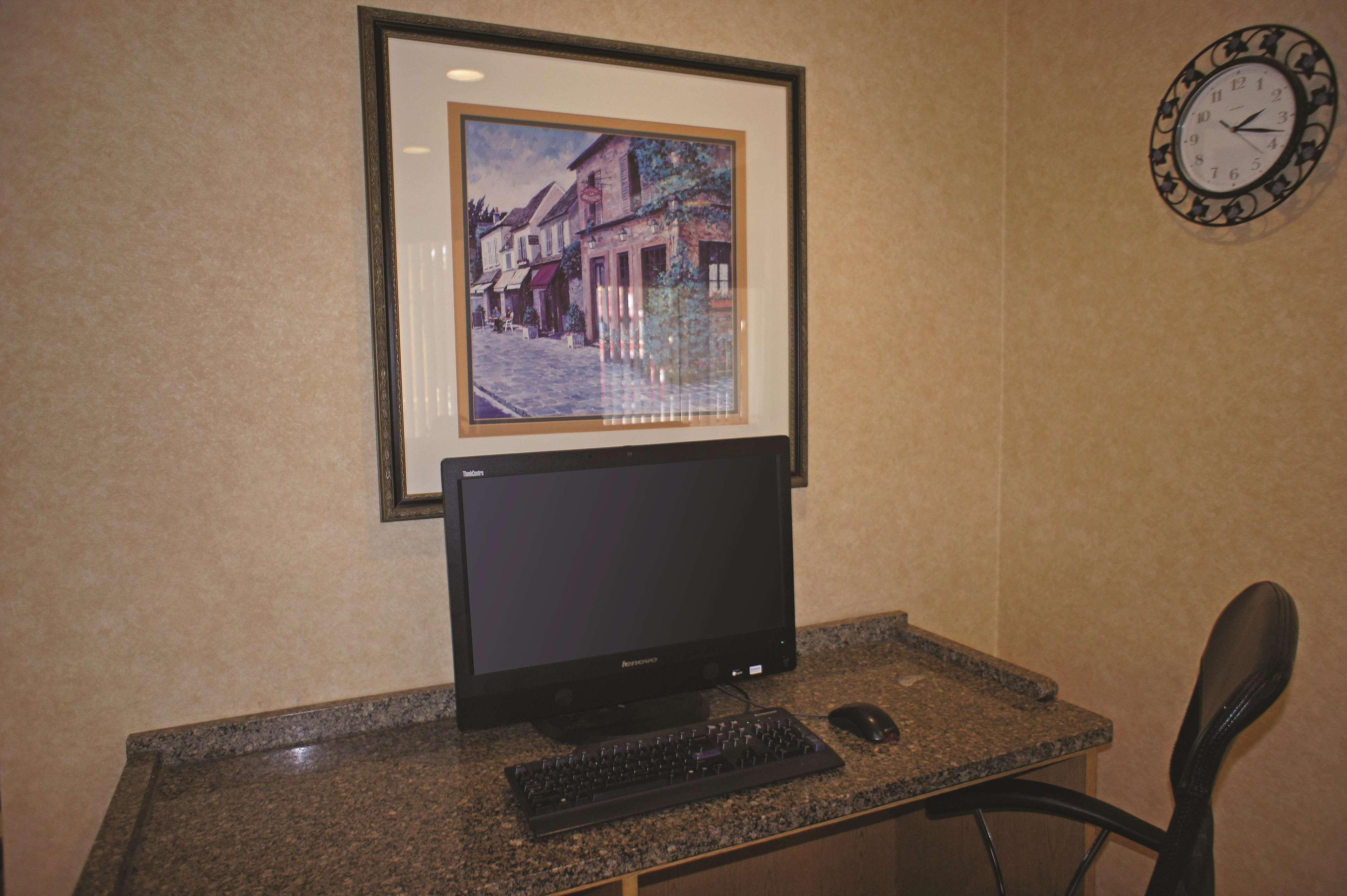Hotel La Quinta By Wyndham Tampa Fairgrounds - Casino Mango Esterno foto