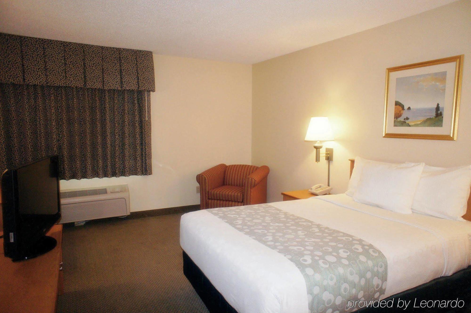 Hotel La Quinta By Wyndham Tampa Fairgrounds - Casino Mango Esterno foto